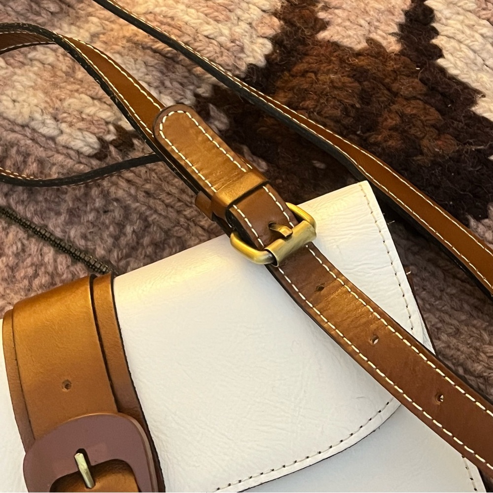 Patricia Nash TAURIANA White/Tan Leather Crossbody Organizer Purse - Picture 6 of 15